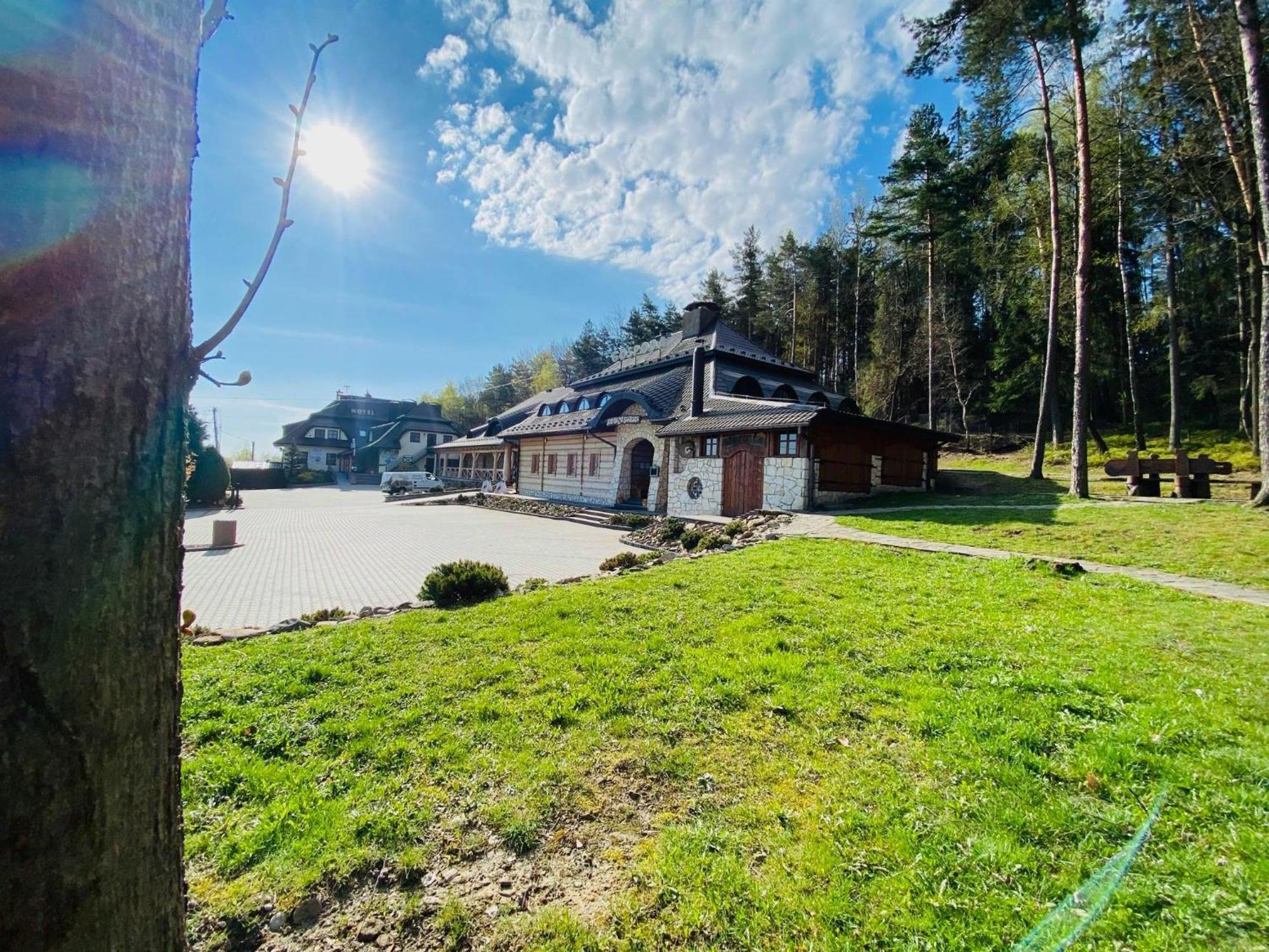 Hotel I Gospoda Pod Kamieniem Lipnica Murowana ภายนอก รูปภาพ